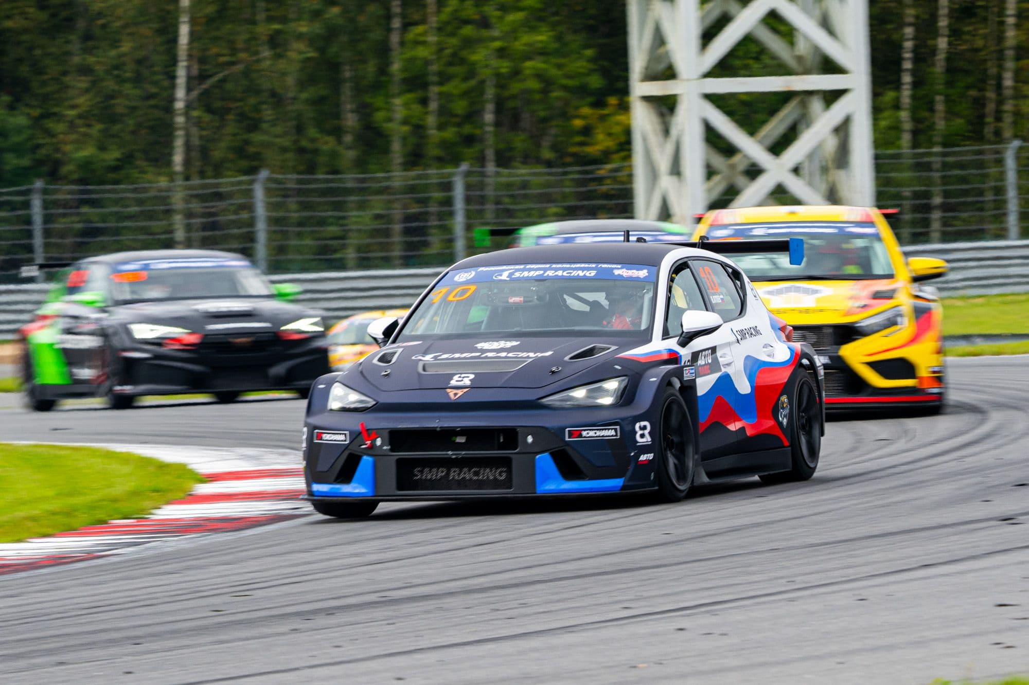 Азарт и драйв `2025: гонки класса "Туринг-лайт"